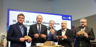 Fotod! Põllumajanduse Aastanäitus avati uudseleiva lahti lõikamisega